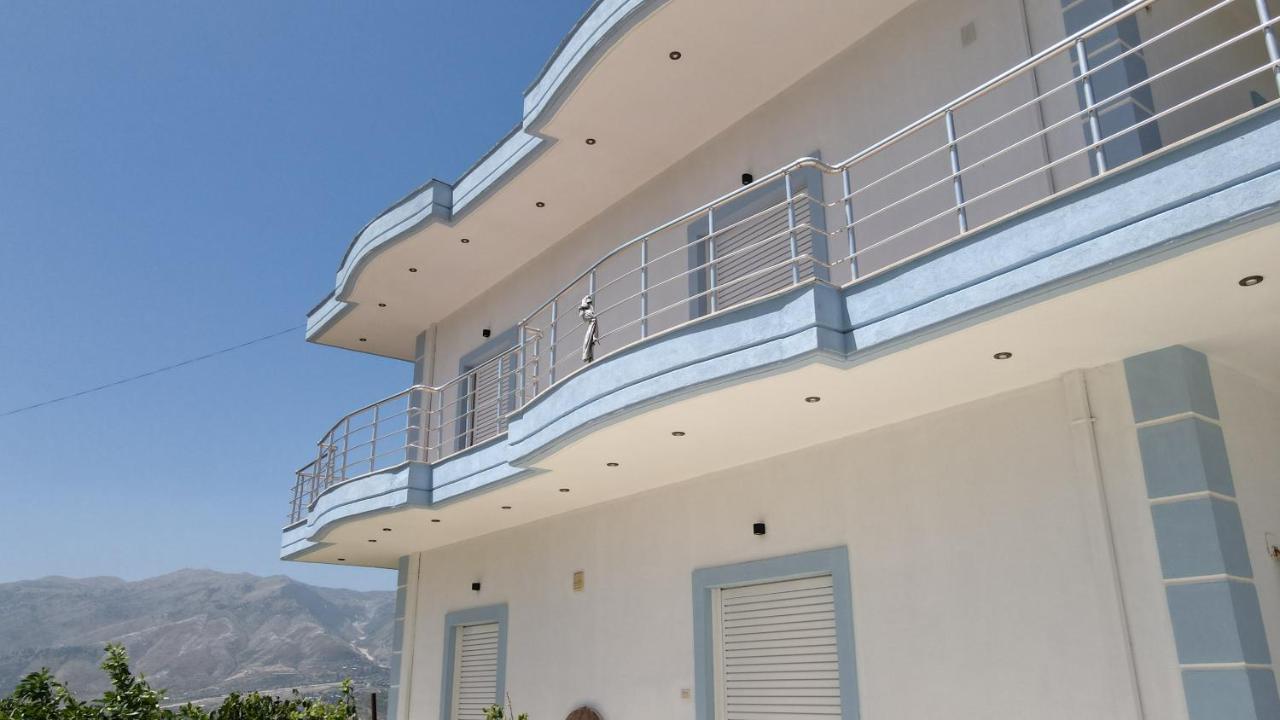 Vila Antigonea Gjirokastër Esterno foto