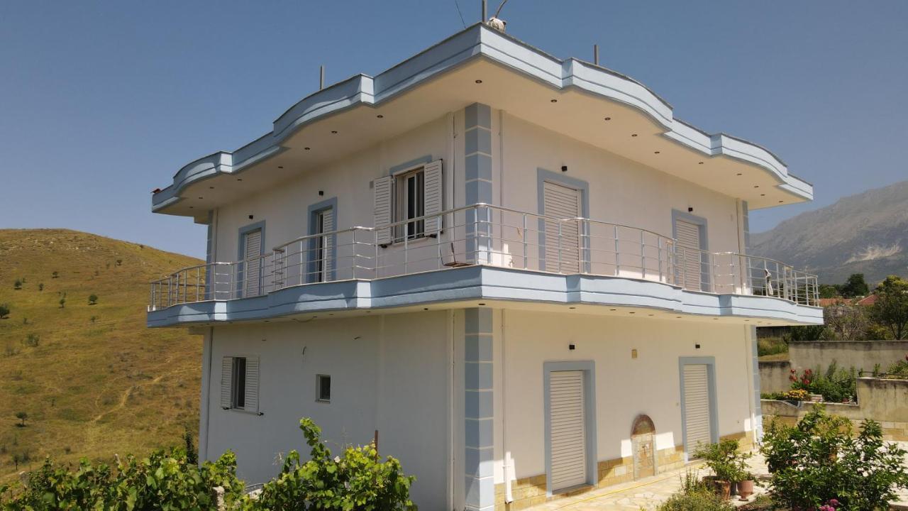 Vila Antigonea Gjirokastër Esterno foto