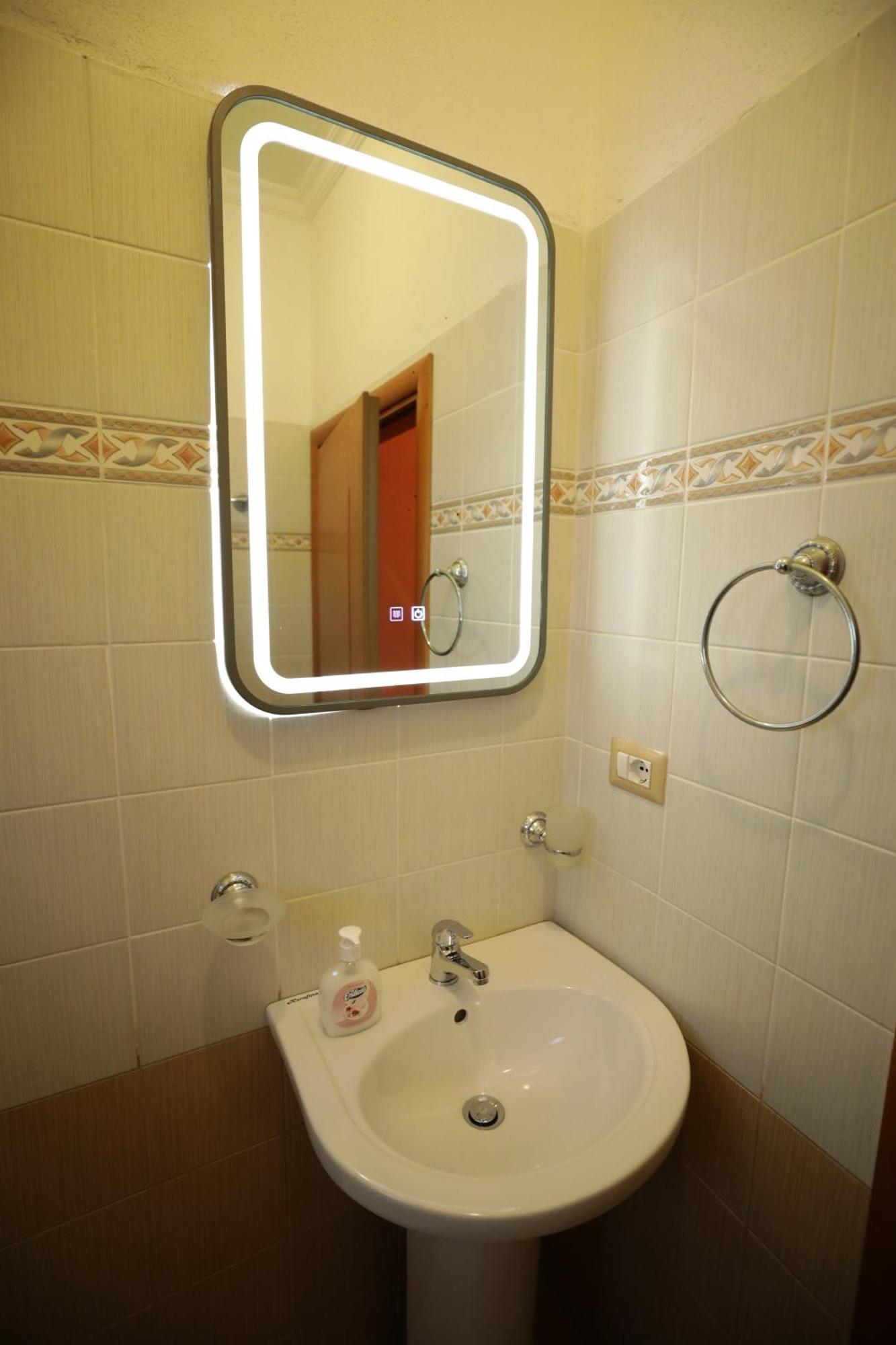 Vila Antigonea Gjirokastër Esterno foto