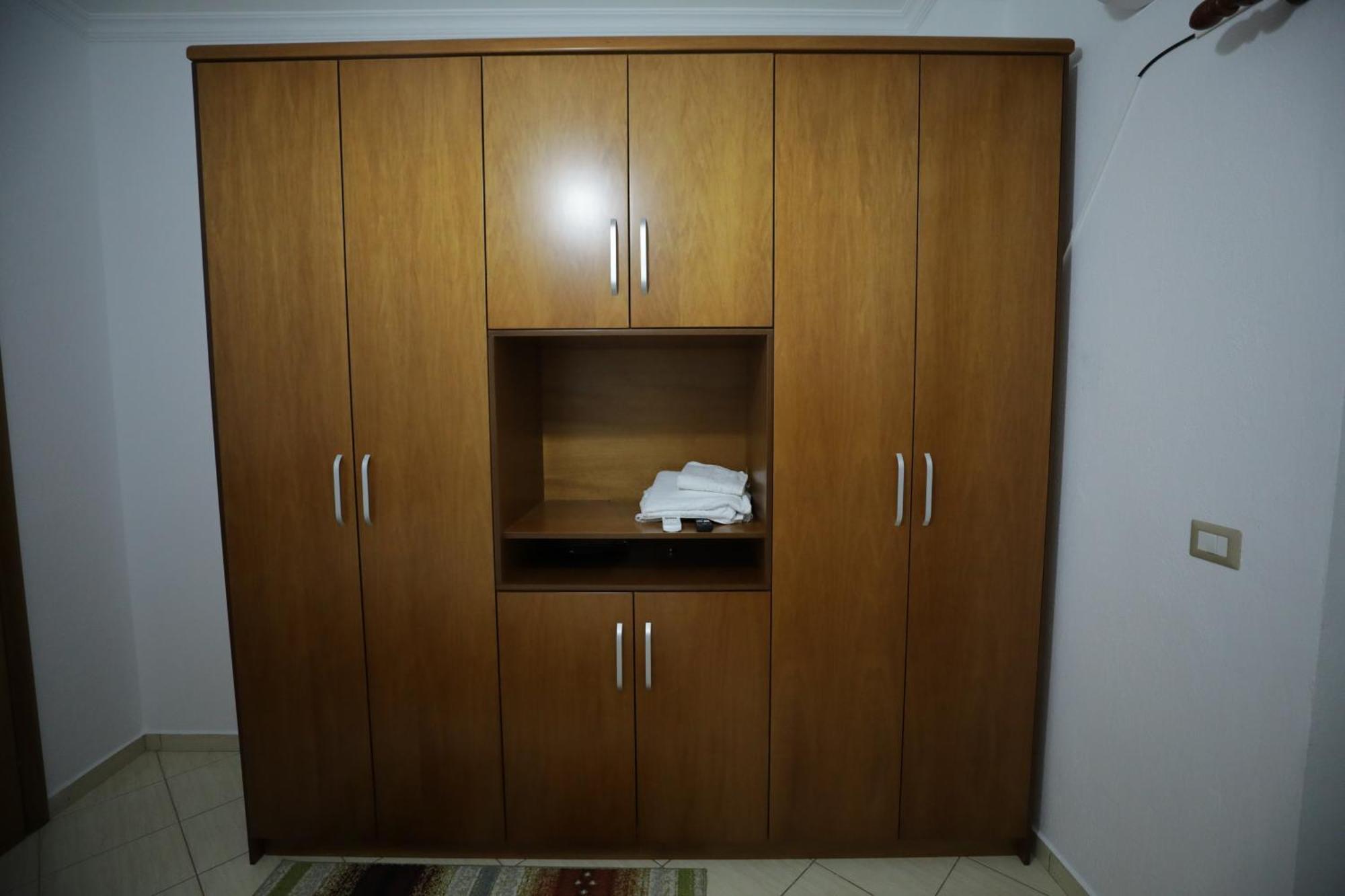 Vila Antigonea Gjirokastër Esterno foto
